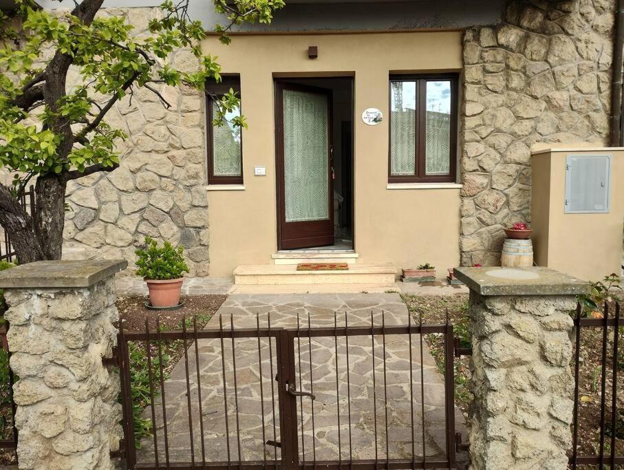 La Casina Di Nonna Giulia Apartment Castiglione d'Orcia Exterior photo